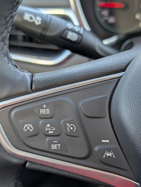 used 2023 Chevrolet Equinox car, priced at $23,234