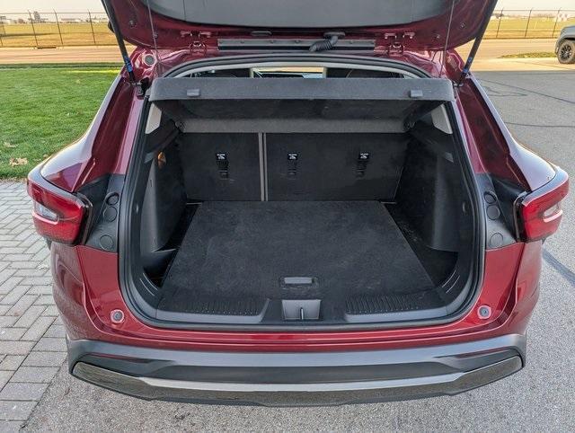 used 2024 Chevrolet Trax car, priced at $23,047