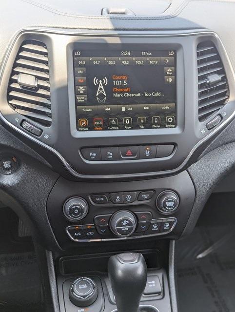 used 2023 Jeep Cherokee car, priced at $23,894