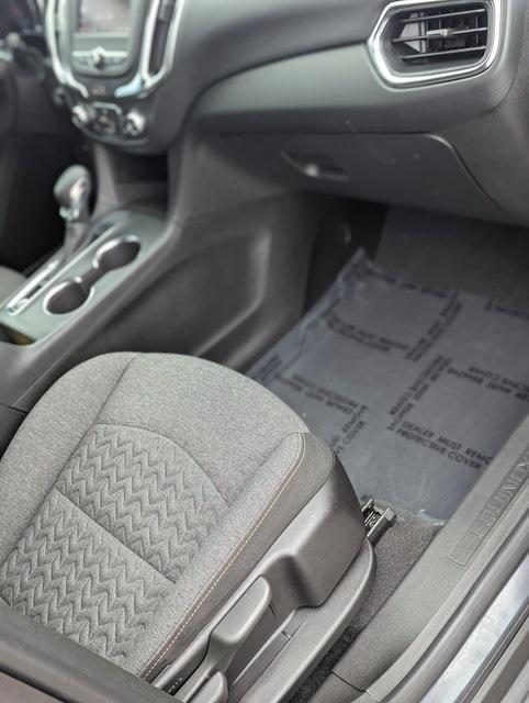 used 2022 Chevrolet Equinox car, priced at $18,996