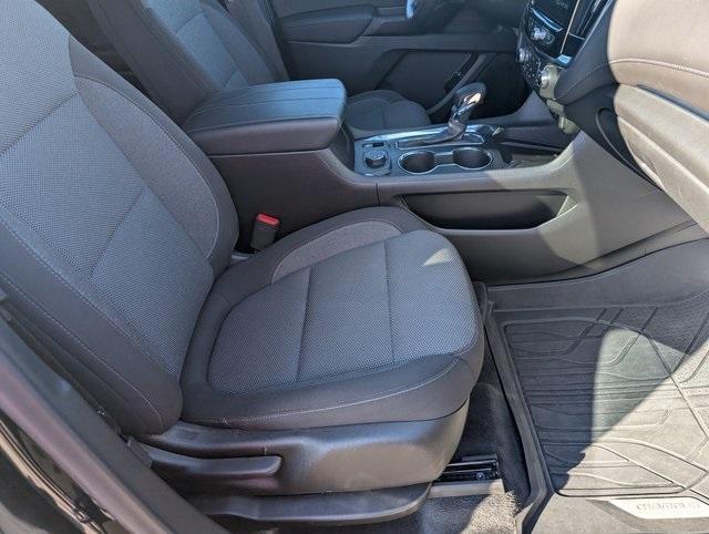used 2022 Chevrolet Traverse car, priced at $28,103