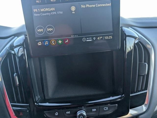 used 2022 Chevrolet Traverse car, priced at $28,103