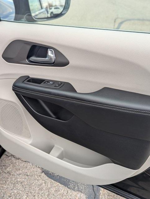 used 2021 Chrysler Pacifica car, priced at $29,728