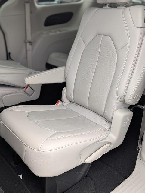 used 2021 Chrysler Pacifica car, priced at $29,728