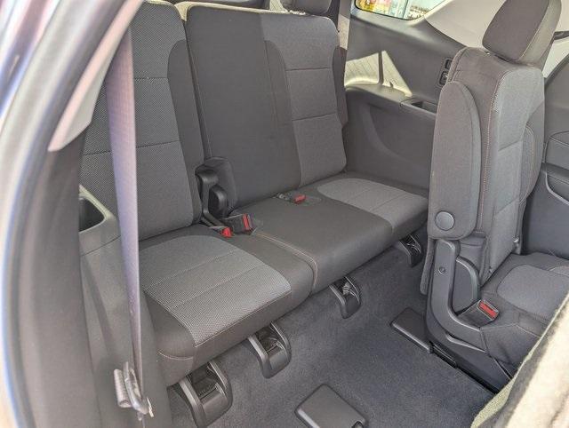used 2021 Chevrolet Traverse car, priced at $16,285