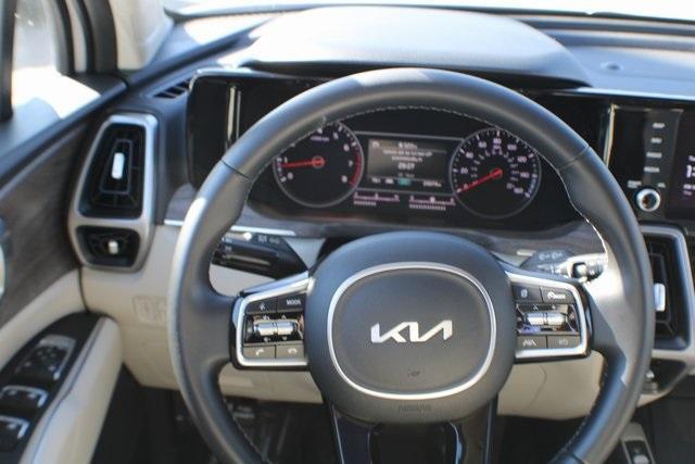 used 2022 Kia Sorento car, priced at $30,694