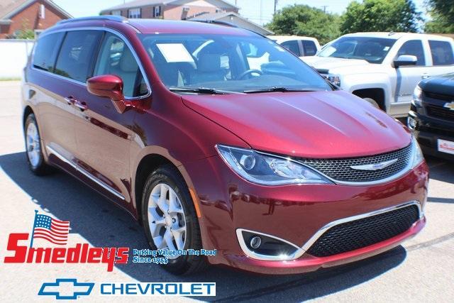 used 2019 Chrysler Pacifica car, priced at $23,139