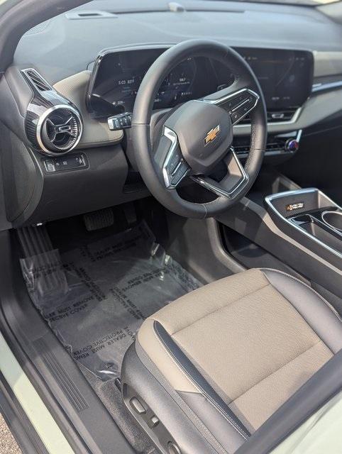 used 2025 Chevrolet Equinox car, priced at $28,825