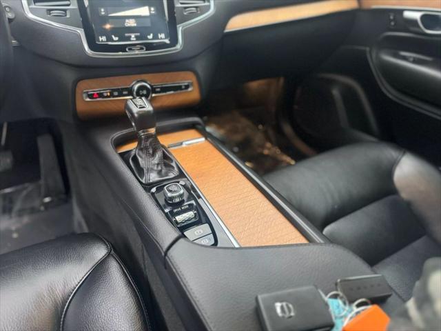 used 2021 Volvo XC90 car, priced at $21,995