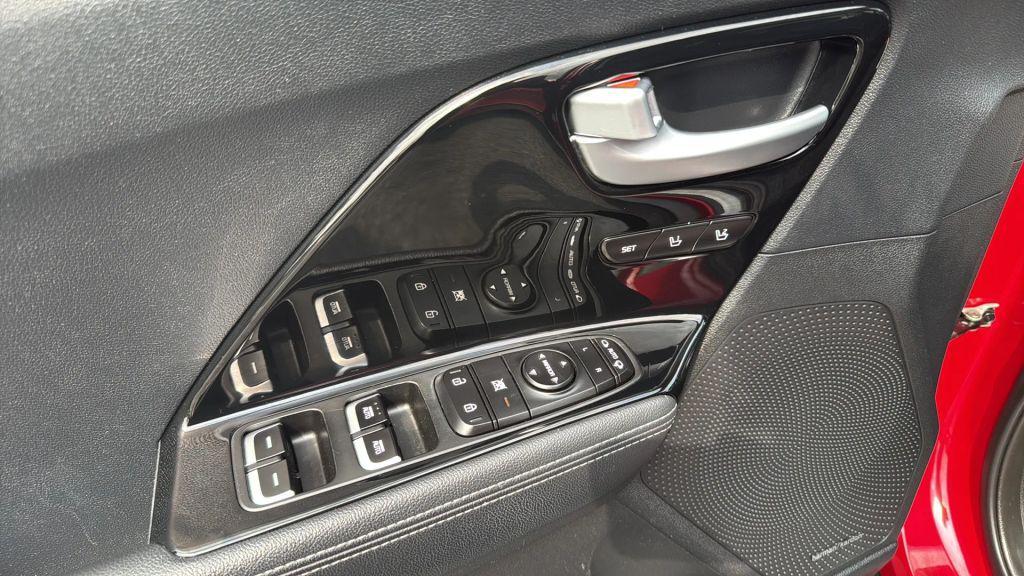used 2018 Kia Niro car, priced at $13,995