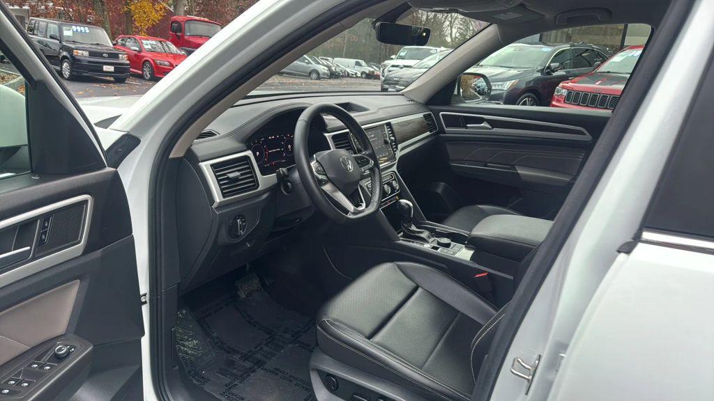 used 2022 Volkswagen Atlas car, priced at $29,995