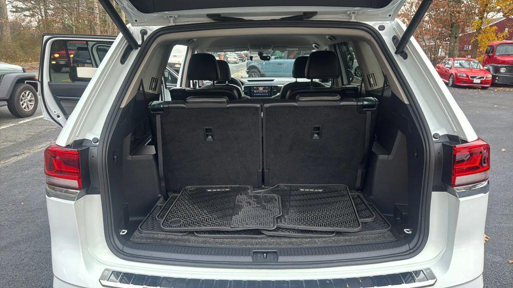 used 2022 Volkswagen Atlas car, priced at $29,995