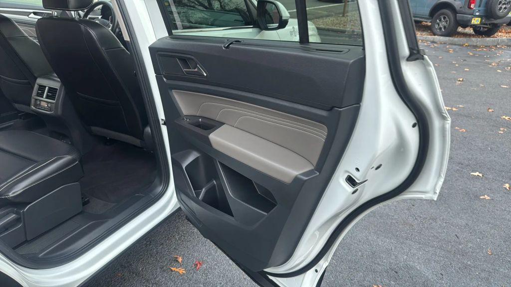 used 2022 Volkswagen Atlas car, priced at $29,995