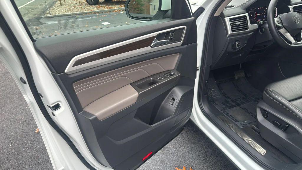 used 2022 Volkswagen Atlas car, priced at $29,995