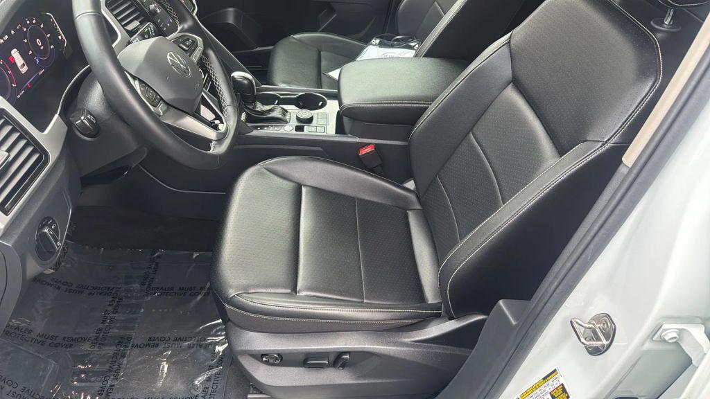 used 2022 Volkswagen Atlas car, priced at $29,995
