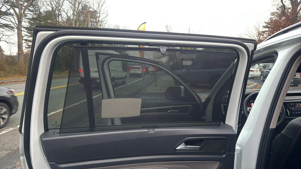 used 2022 Volkswagen Atlas car, priced at $29,995