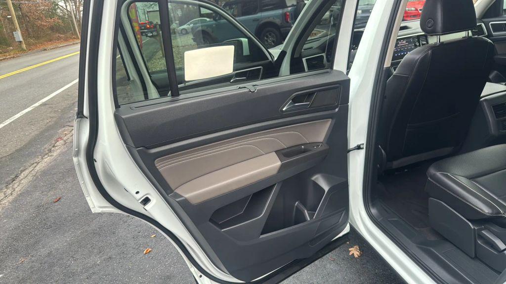 used 2022 Volkswagen Atlas car, priced at $29,995