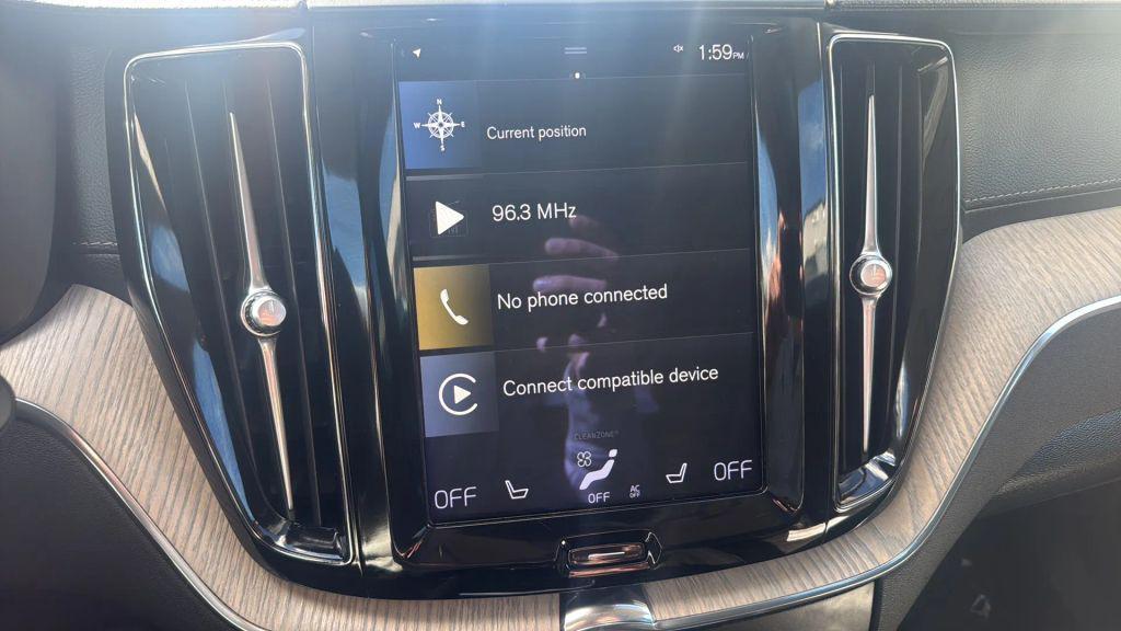 used 2021 Volvo XC60 car, priced at $28,495