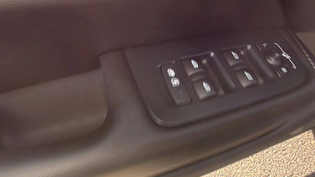 used 2021 Volvo XC60 car, priced at $28,495