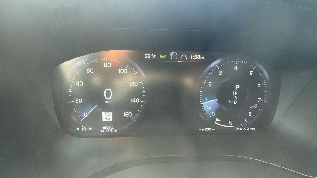 used 2021 Volvo XC60 car, priced at $28,495