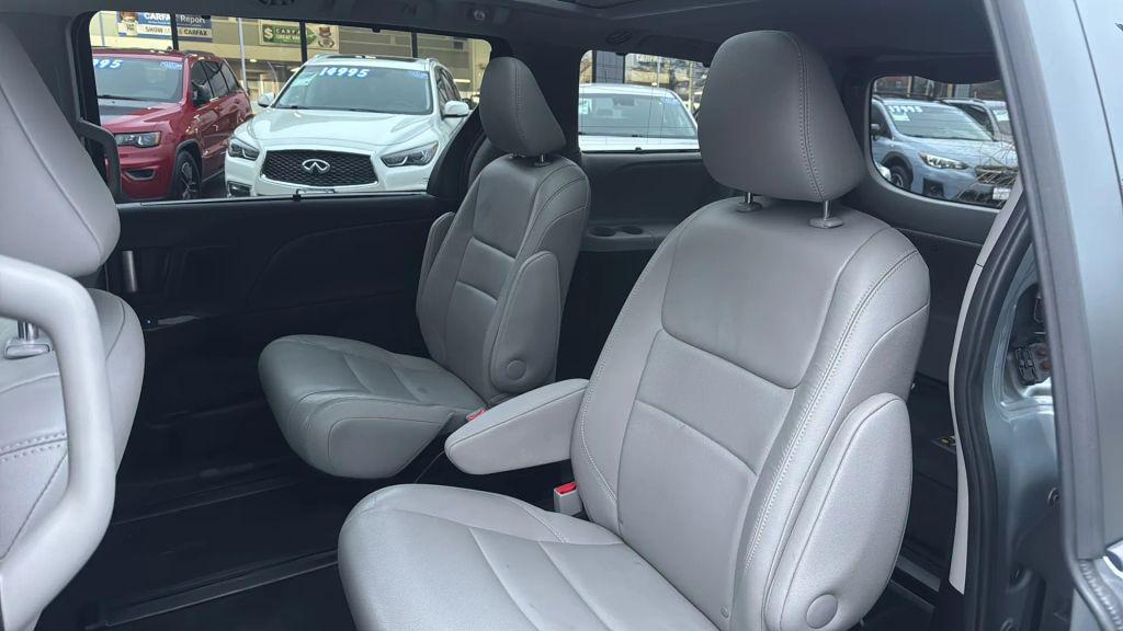 used 2015 Toyota Sienna car, priced at $18,995