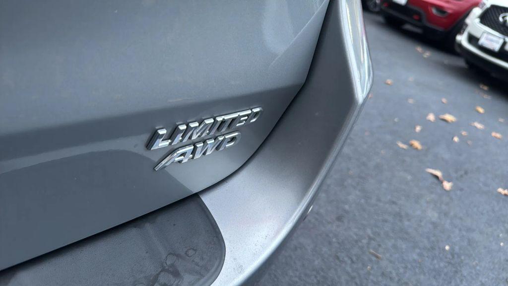 used 2015 Toyota Sienna car, priced at $18,995