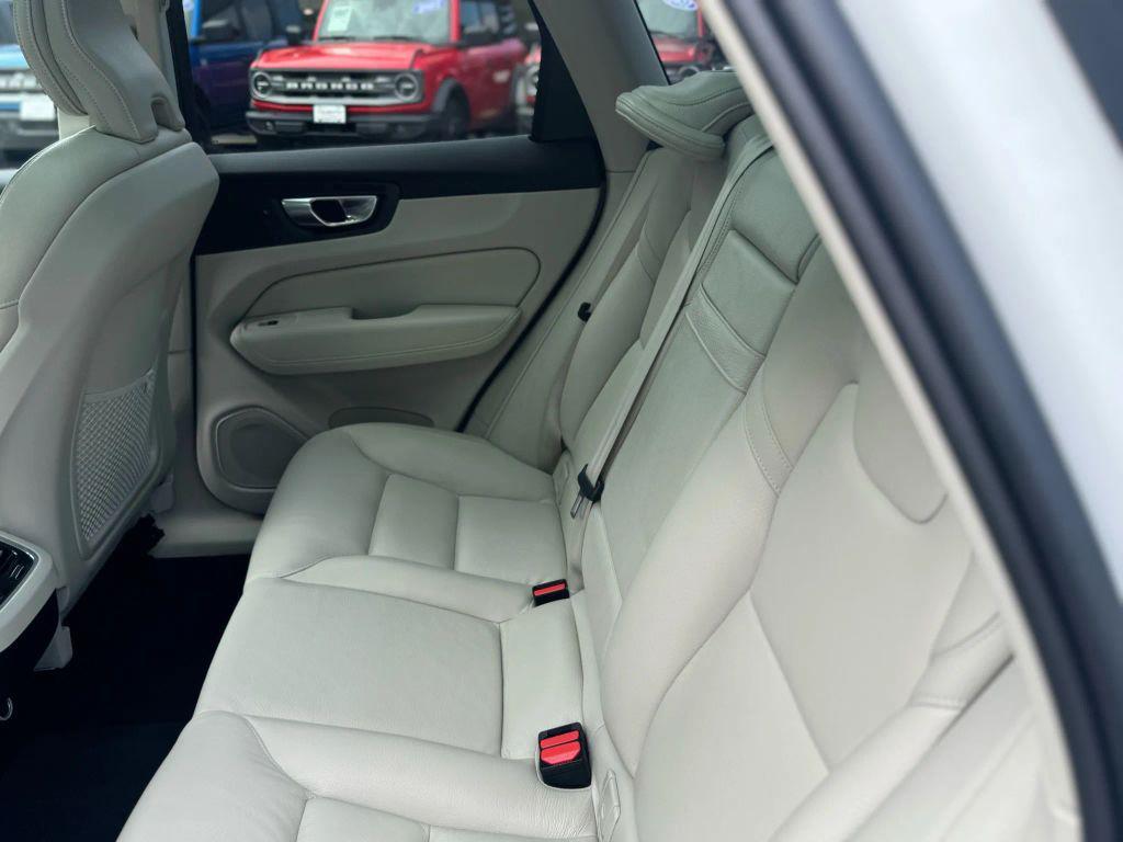 used 2020 Volvo XC60 car, priced at $28,995