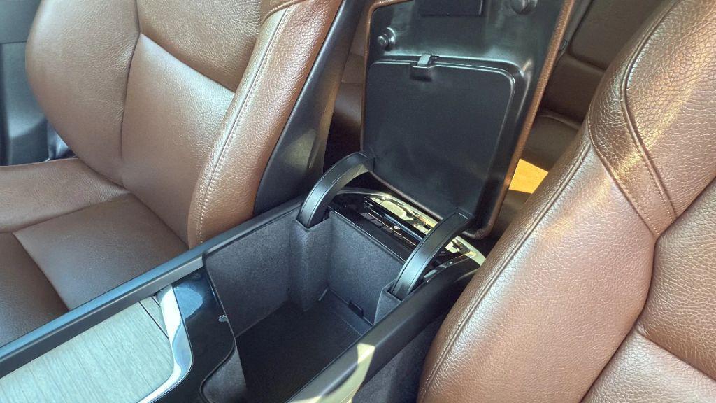 used 2018 Volvo XC60 car, priced at $21,995