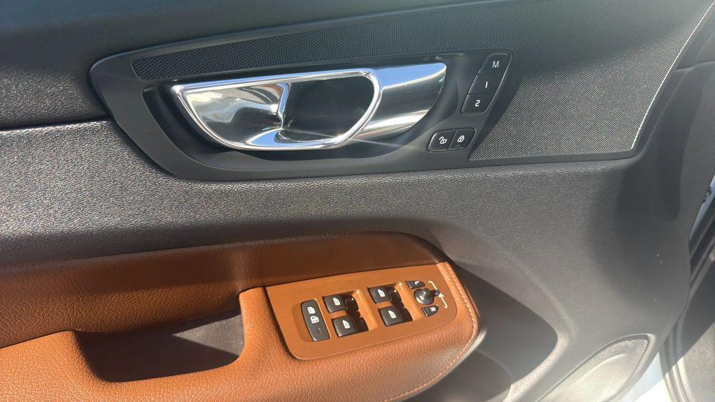 used 2018 Volvo XC60 car, priced at $21,995