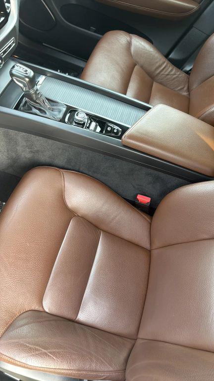 used 2020 Volvo XC60 car, priced at $22,995