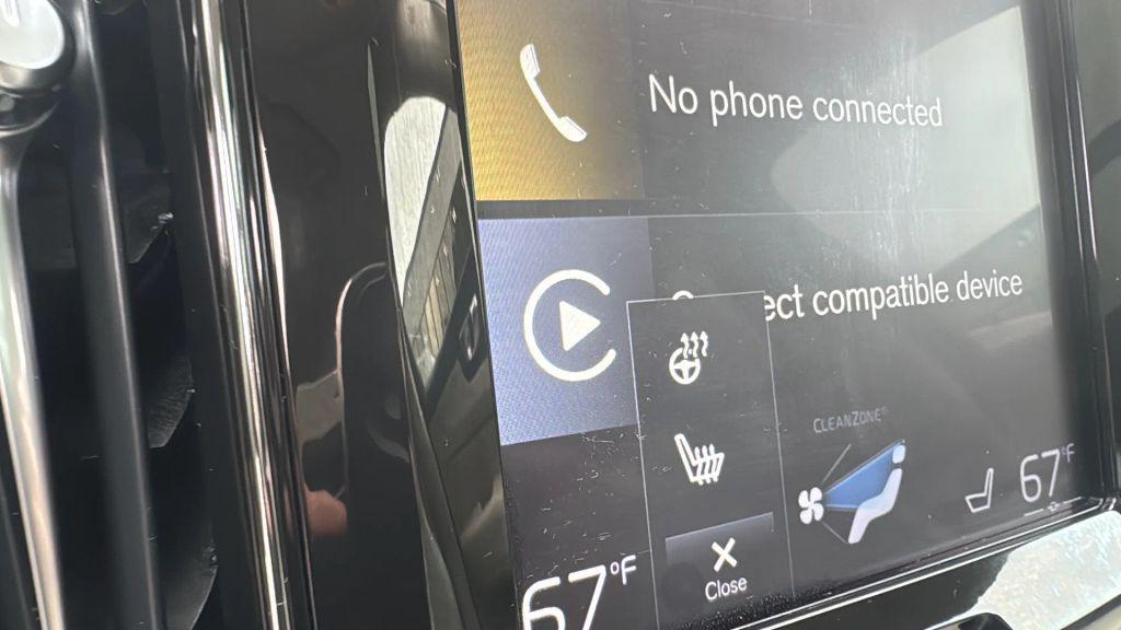 used 2018 Volvo XC60 car, priced at $21,995