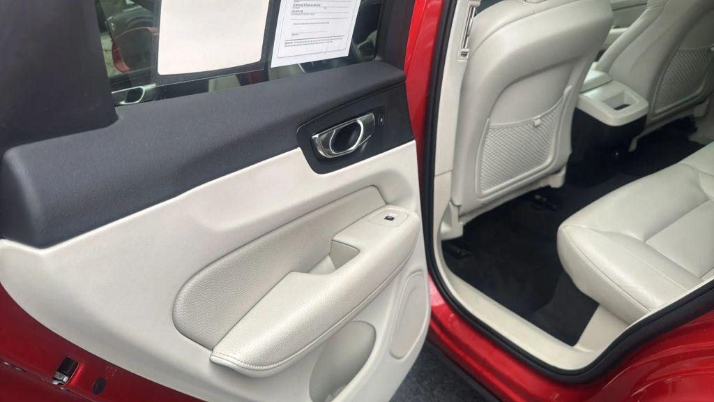 used 2018 Volvo XC60 car, priced at $21,995