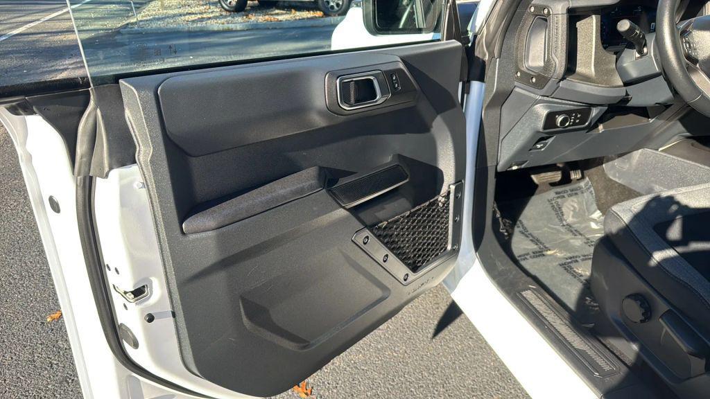 used 2025 Ford Bronco car, priced at $39,995