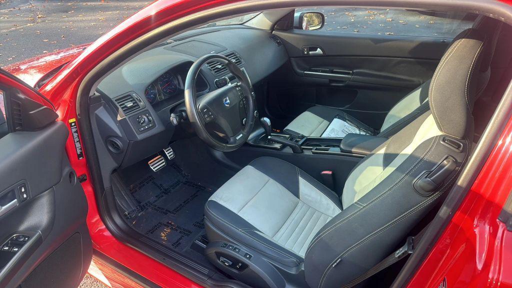 used 2009 Volvo C30 car, priced at $9,995