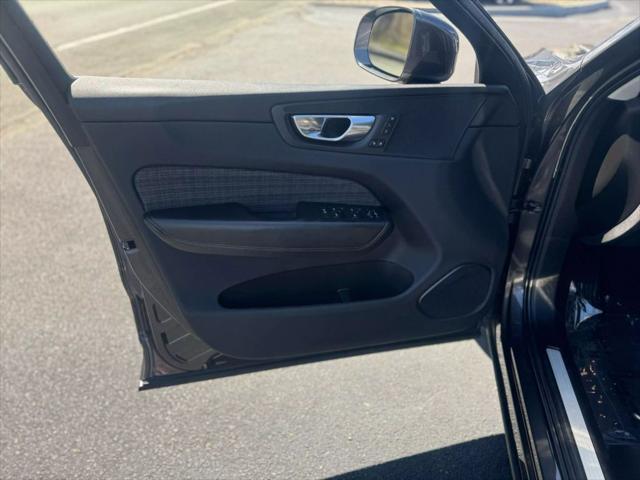 used 2022 Volvo XC60 car, priced at $25,995