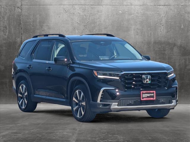 new 2025 Honda Pilot car, priced at $54,905