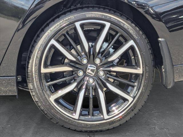 new 2025 Honda Accord Hybrid car, priced at $40,450