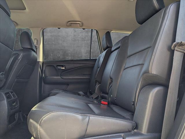 used 2022 Honda Pilot car, priced at $25,795