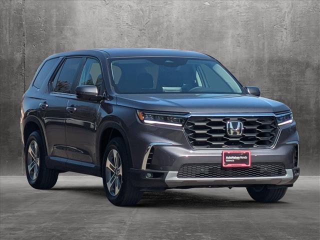 new 2025 Honda Pilot car, priced at $44,983