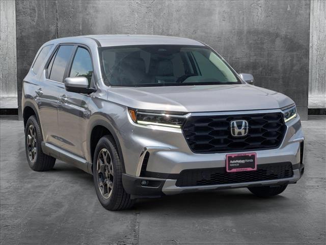 new 2025 Honda CR-V Hybrid car, priced at $39,045