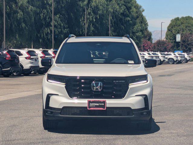 new 2025 Honda Pilot car, priced at $56,485