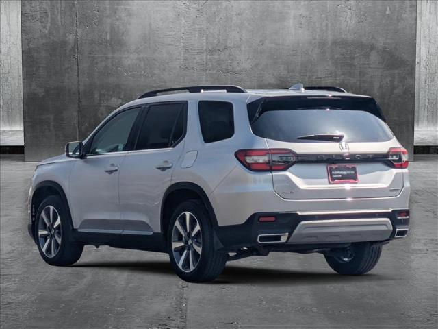 used 2024 Honda Pilot car, priced at $43,998