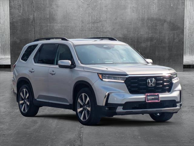 used 2024 Honda Pilot car, priced at $43,998