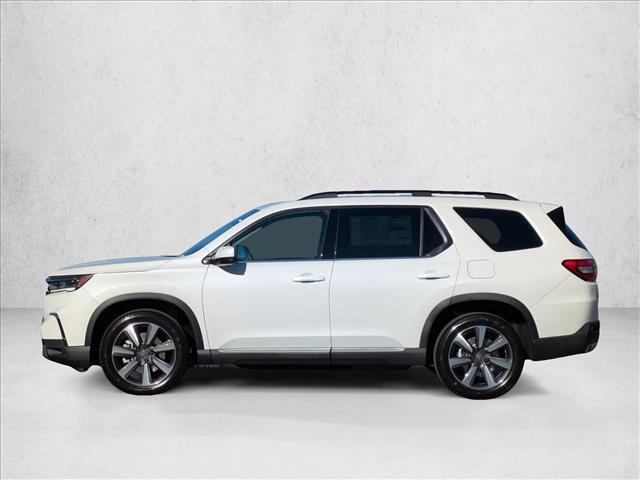 new 2025 Honda Pilot car, priced at $52,049