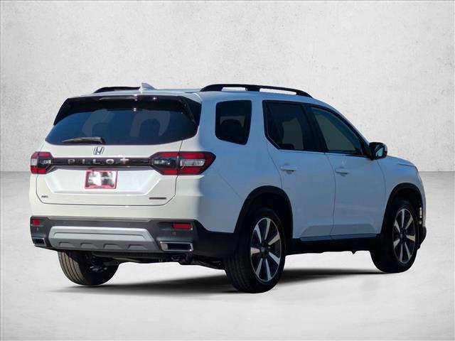 new 2025 Honda Pilot car, priced at $52,049