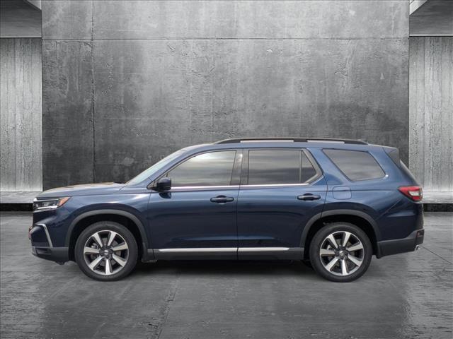 used 2025 Honda Pilot car, priced at $48,995