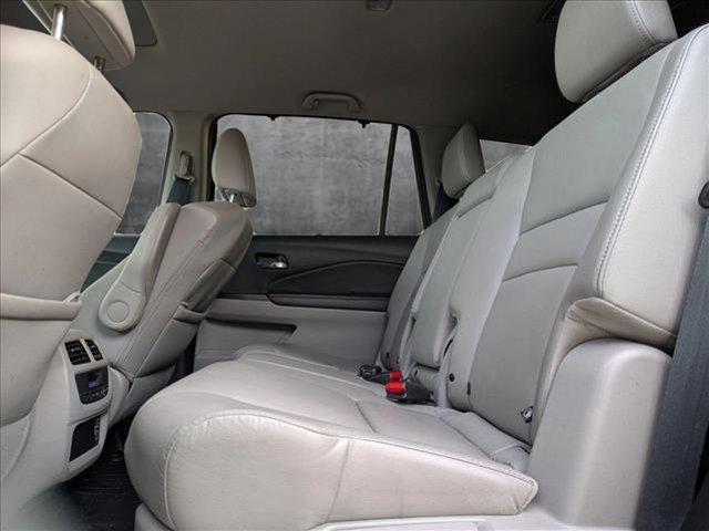 used 2022 Honda Pilot car, priced at $32,658