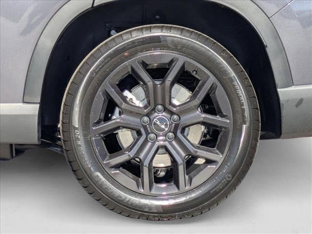 new 2025 Honda Pilot car, priced at $50,849