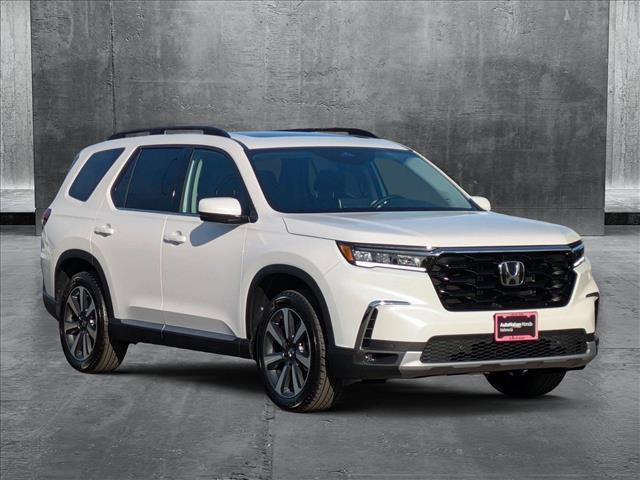 new 2025 Honda Pilot car, priced at $49,350