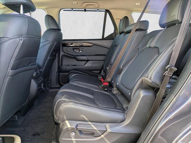 new 2025 Honda Pilot car, priced at $49,894